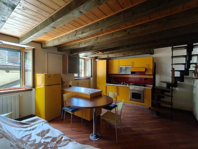 Appartamento in vendita a Comunità Montana della Valle Brembana, Branzi