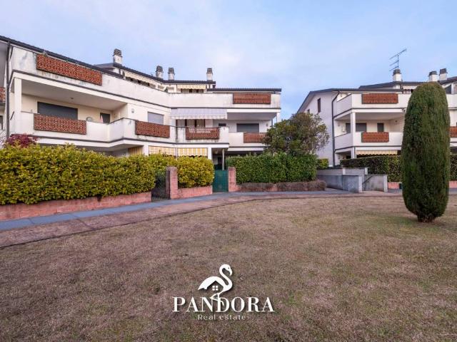 Appartamento in vendita a Brebbia, Lombardia