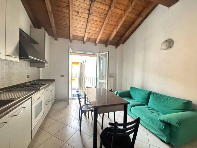 Appartamento in vendita a Menegardo, Bregnano