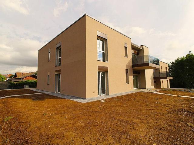 Appartamento in vendita a Bregnano, Lombardia