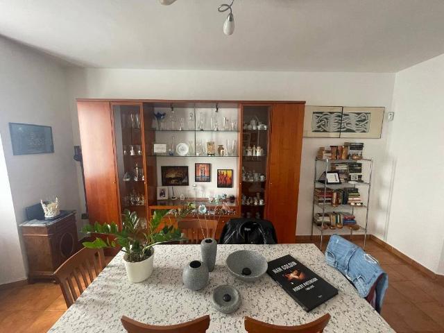 Appartamento in vendita a Bregnano, Lombardia