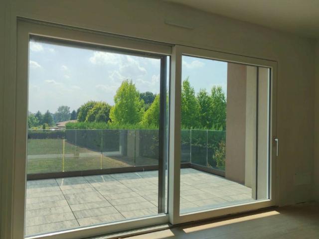Appartamento in vendita a Bregnano, Lombardia