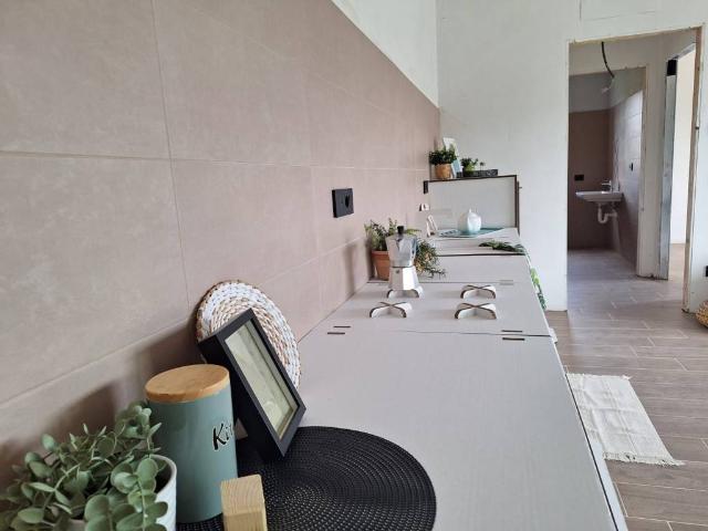Appartamento in vendita a Bregnano, Lombardia
