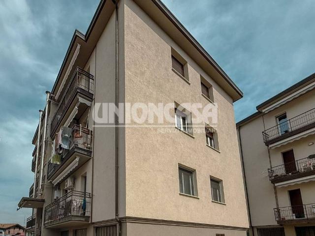 Appartamento in vendita a Menegardo, Bregnano