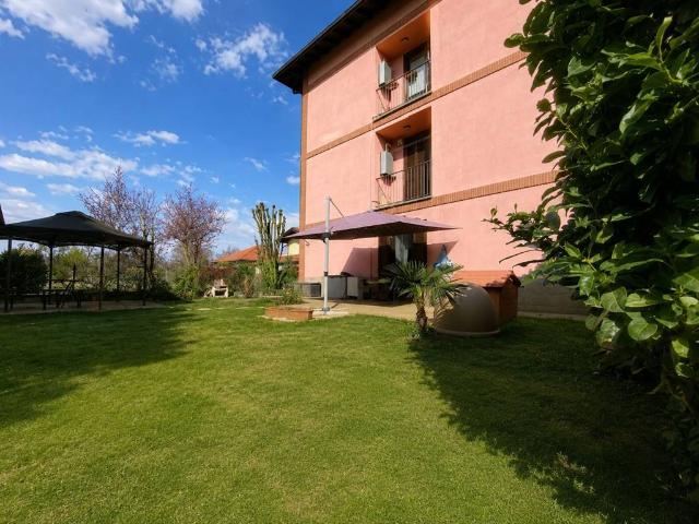 Appartamento in vendita a Bregnano, Como
