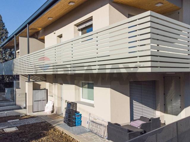 Appartamento in vendita a Brembate, Lombardia