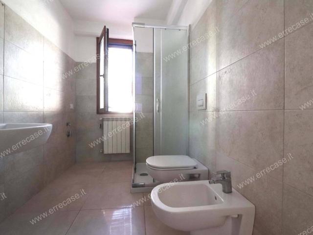 Appartamento in vendita a Brembate, Lombardia