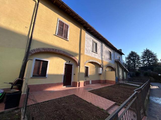 Appartamento in vendita a Brembate, Lombardia