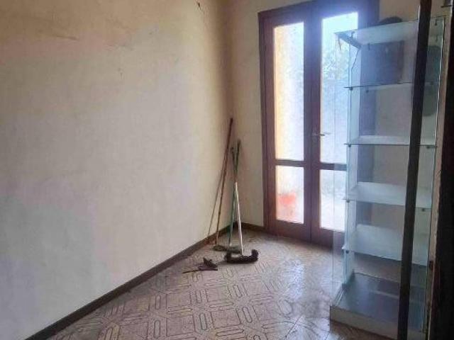 Appartamento in vendita a Brembate, Lombardia