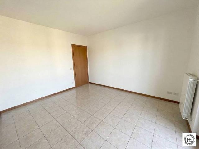 Appartamento in vendita a Brembate, Lombardia