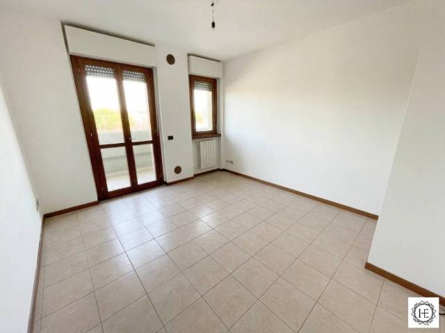 Appartamento in vendita a Brembate, Lombardia