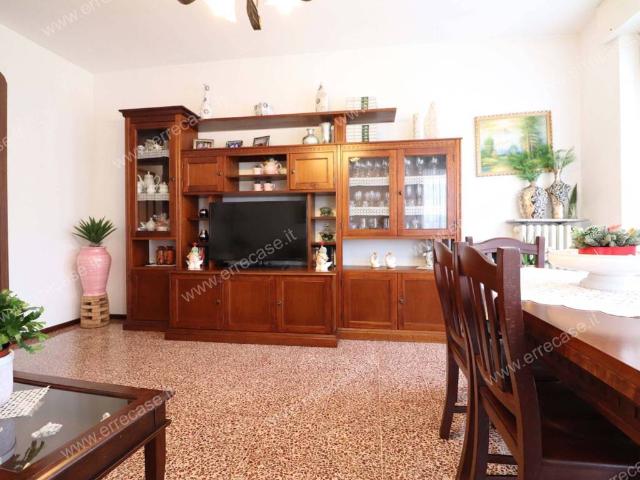 Appartamento in vendita a Brembate, Lombardia