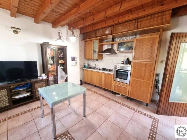 Appartamento in vendita a Brembate, Lombardia