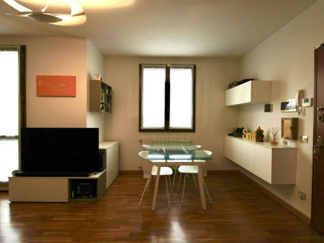 Appartamento in vendita a Brembate, Lombardia