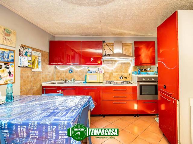Appartamento in vendita a Brembate, Lombardia