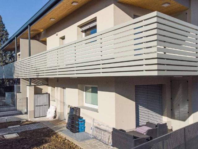 Appartamento in vendita a Brembate, Lombardia