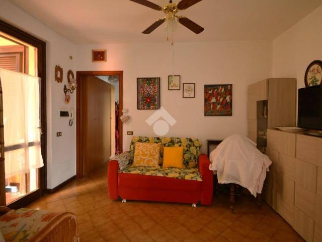 Appartamento in vendita a Brembate, Lombardia