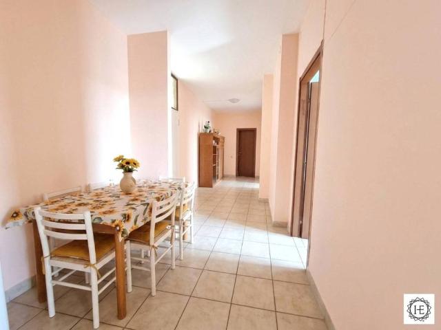Appartamento in vendita a Brembate, Lombardia
