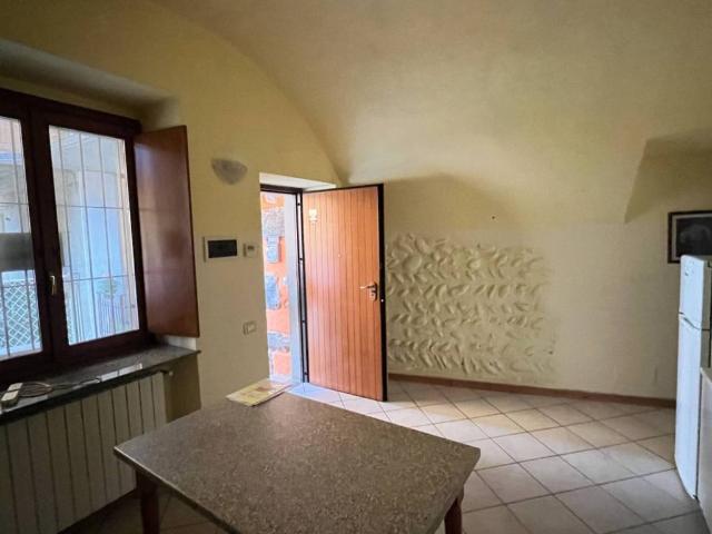 Appartamento in vendita a Brembate Di Sopra, Lombardia
