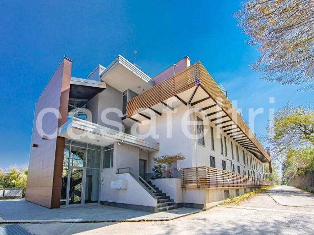 Appartamento in vendita a Brembate Di Sopra, Lombardia