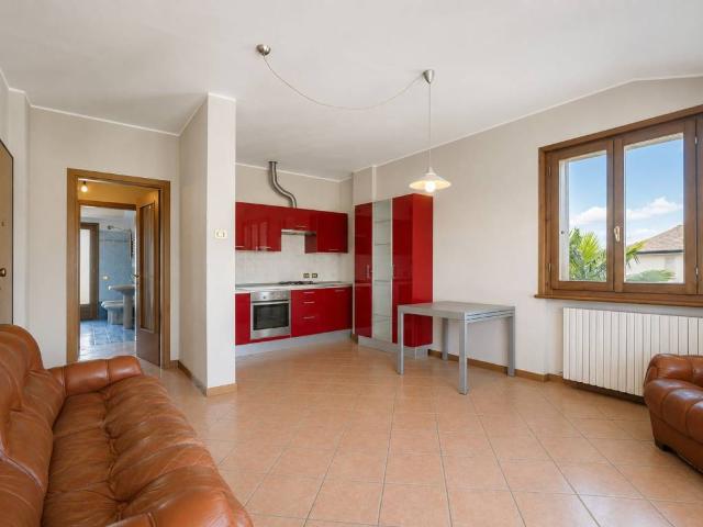 Appartamento in vendita a Brembate di Sopra, Bergamo