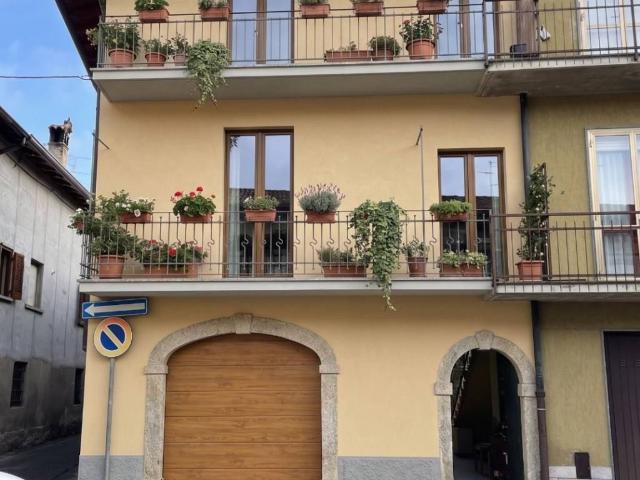 Villa Indipendente in vendita a Brembate Di Sopra, Lombardia