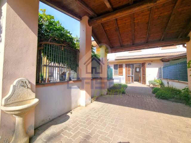Appartamento in vendita a Brembio, Lombardia