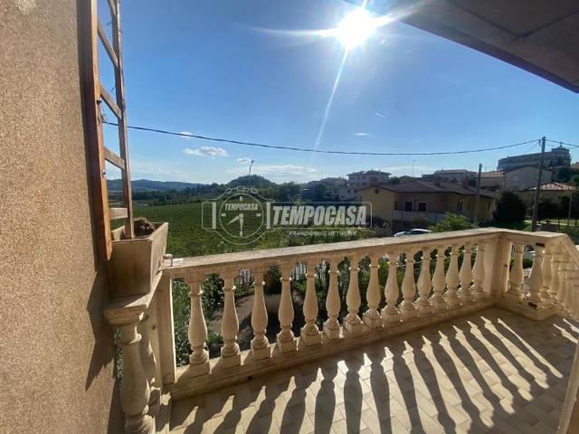 Villa Indipendente in vendita a Vo' di Brendola, Brendola