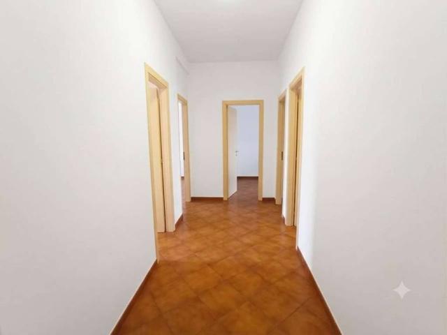 Appartamento in vendita a Brenna, Lombardia