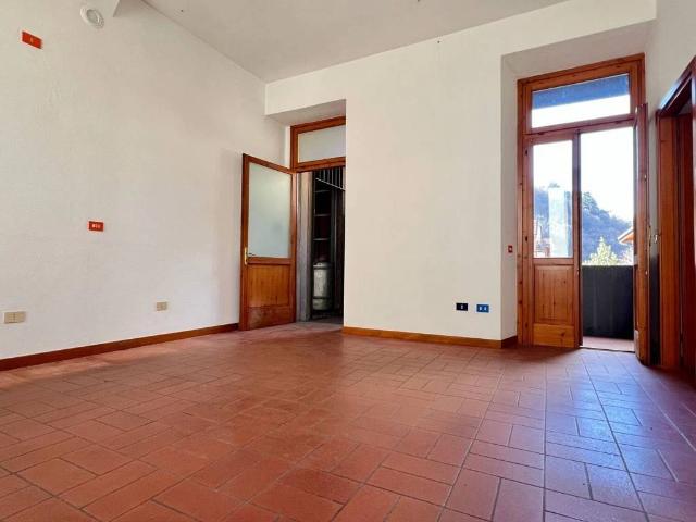 Appartamento in vendita a Comunità montana della valle Camonica, Breno