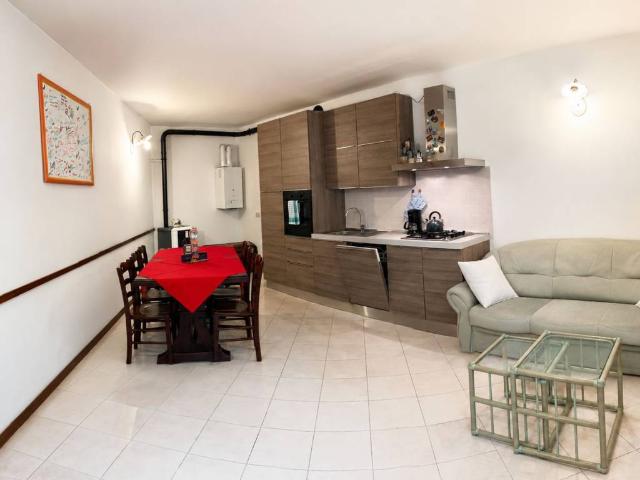 Appartamento in vendita a San Zeno Di Montagna, Veneto