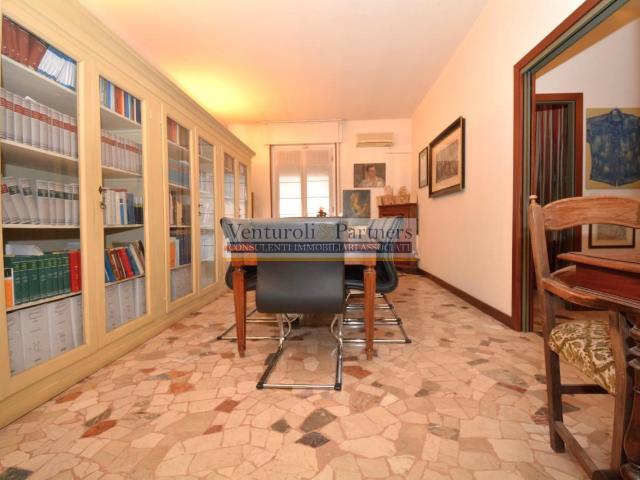 Appartamento in vendita a Zona Sud, Brescia