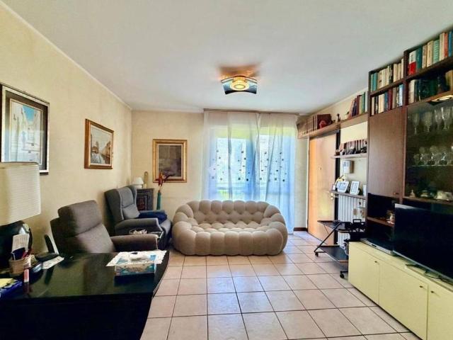 Appartamento in vendita a Zona Ovest, Brescia