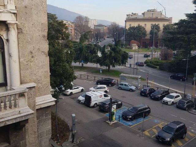 Appartamento in vendita a Zona Centro, Brescia
