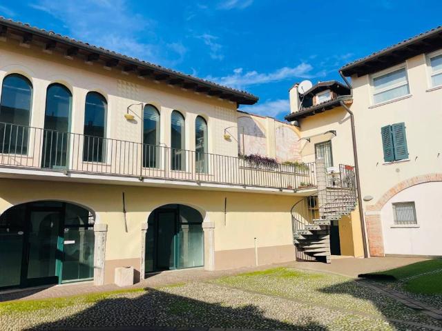 Appartamento in vendita a Zona Ovest, Brescia