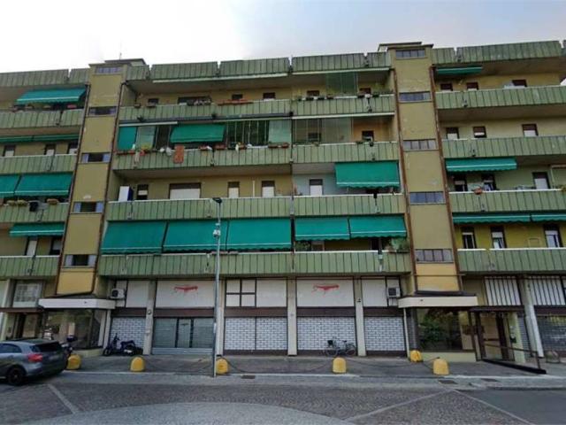 Appartamento in vendita a Zona Ovest, Brescia