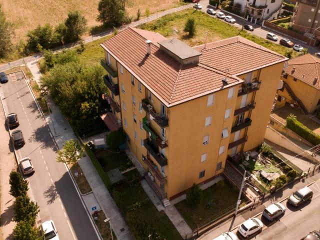 Appartamento in vendita a Zona Est, Brescia