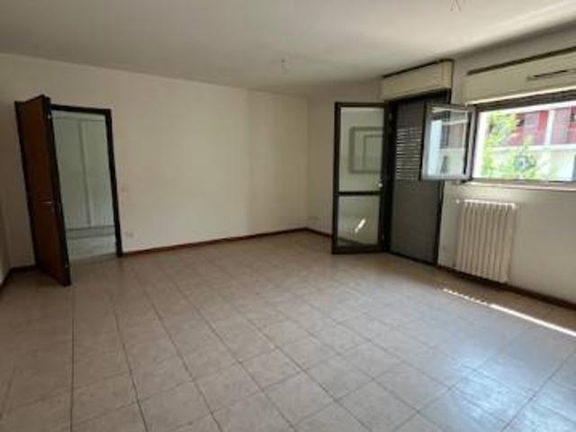Appartamento in vendita a Zona Est, Brescia