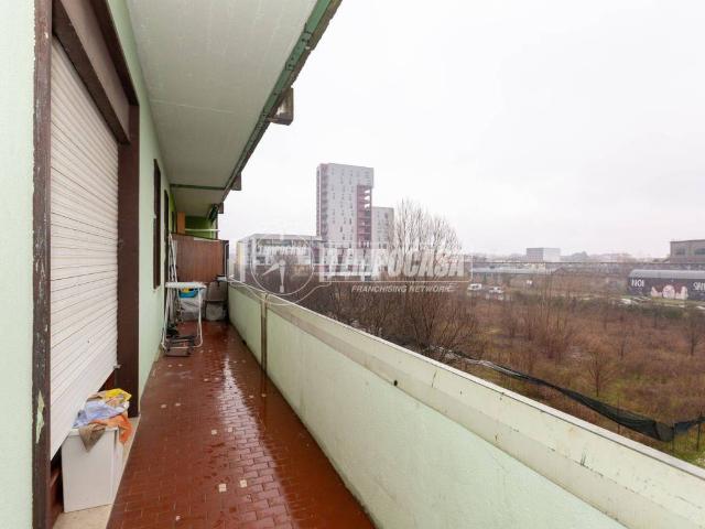 Appartamento in vendita a Zona Ovest, Brescia