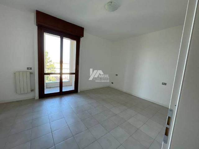 Appartamento in vendita a Zona Ovest, Brescia
