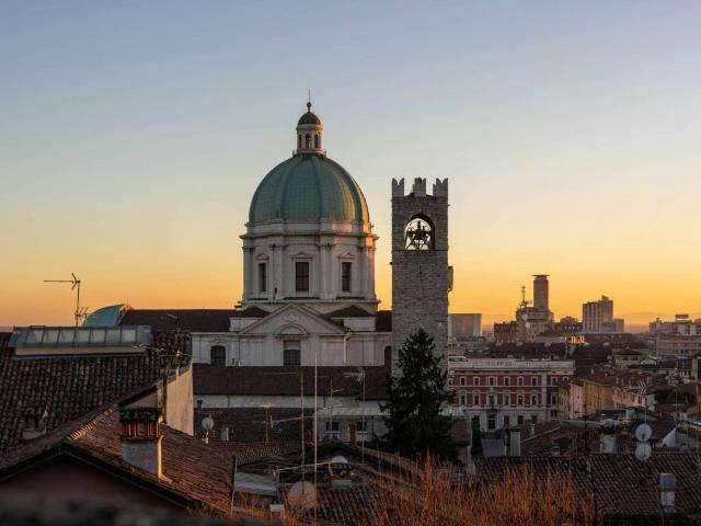 Appartamento in vendita a Zona Sud, Brescia