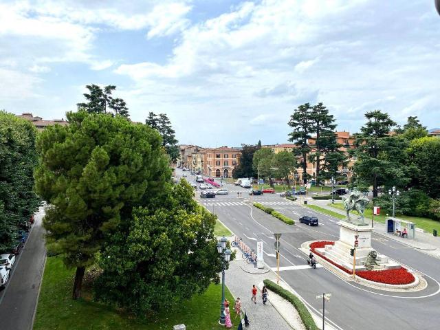 Appartamento in vendita a Zona Centro, Brescia