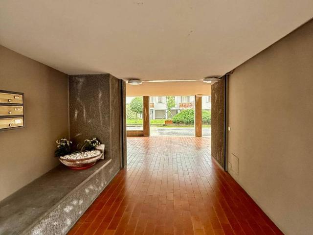 Appartamento in vendita a Zona Ovest, Brescia