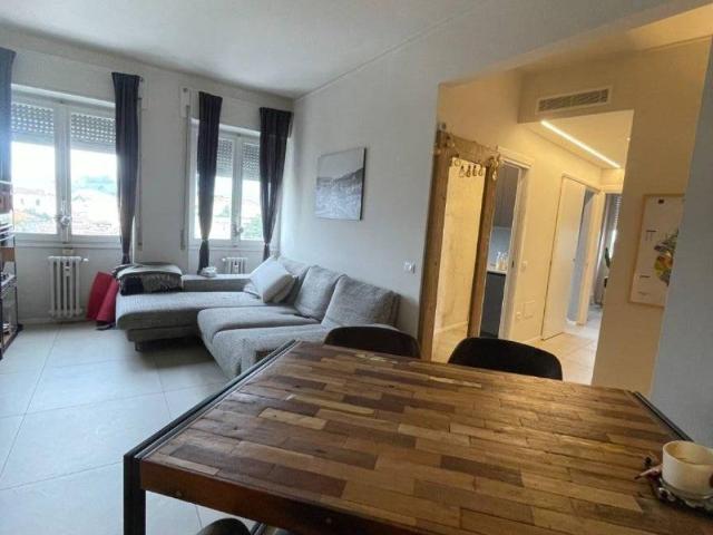 Appartamento in vendita a Zona Sud, Brescia