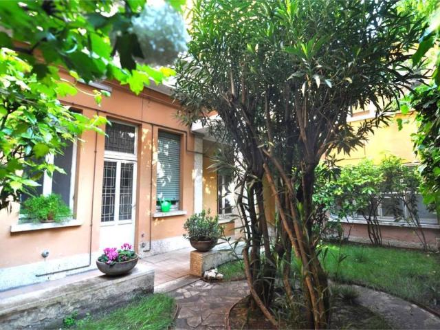Appartamento in vendita a Zona Centro, Brescia