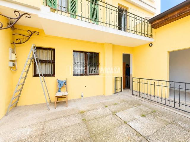 Appartamento in vendita a Zona Est, Brescia
