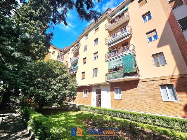 Appartamento in vendita a Zona Centro, Brescia