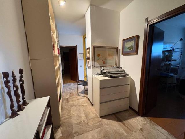 Appartamento in vendita a Zona Sud, Brescia