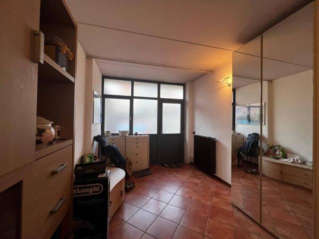 Appartamento in vendita a Zona Est, Brescia