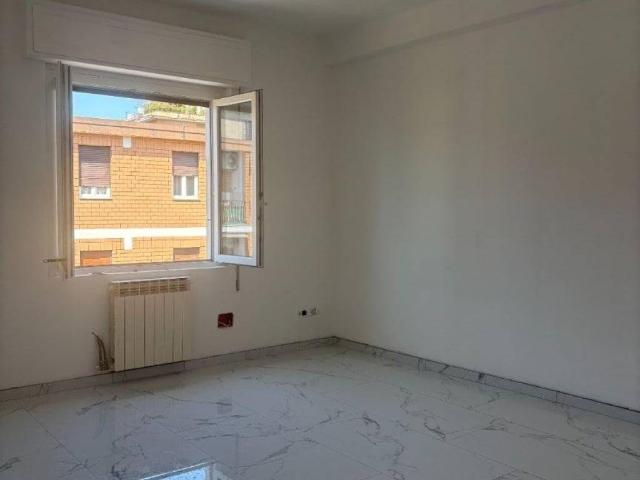 Appartamento in vendita a Zona Sud, Brescia